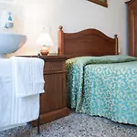 Guest house Corte Canal 2*