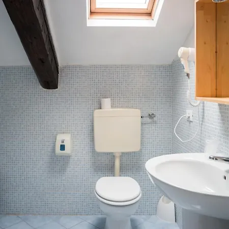 Corte Canal Венеция